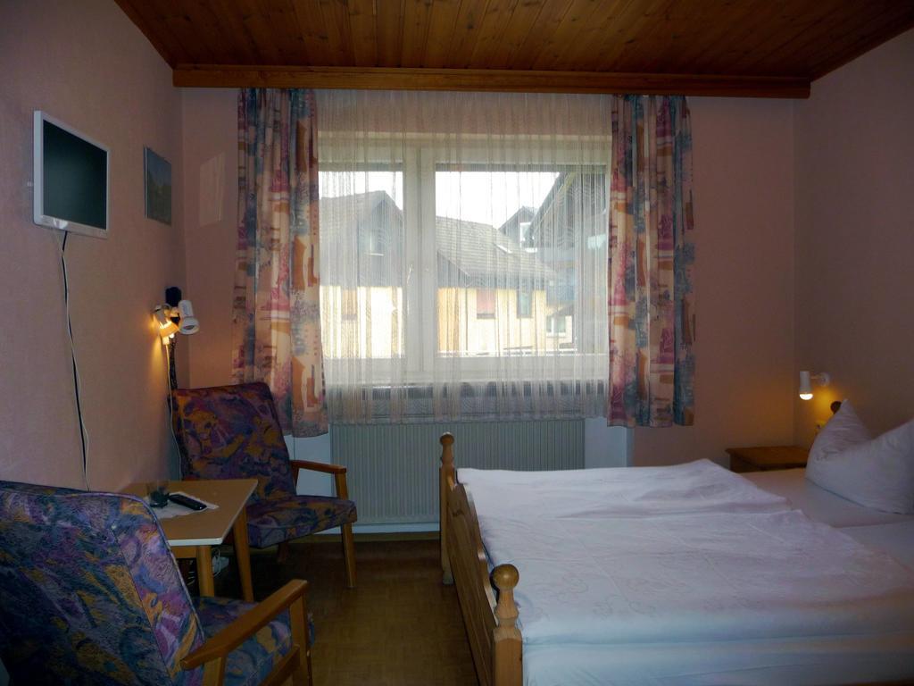 Pension Loeffler Steinbach am Wald Exterior foto